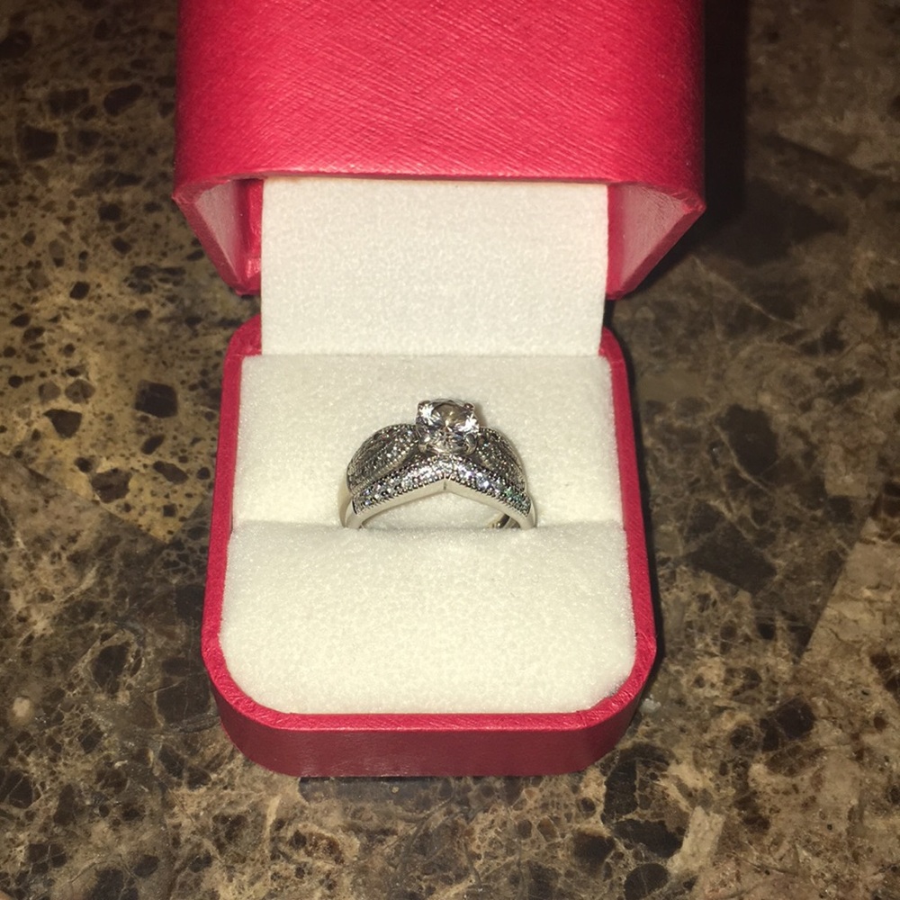 .925 sterling silver wedding set